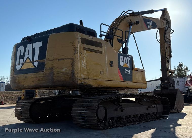 image for item FG0070 2015 Caterpillar 326FL excavator