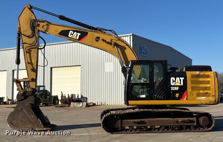 image for item FG0070 2015 Caterpillar 326FL excavator