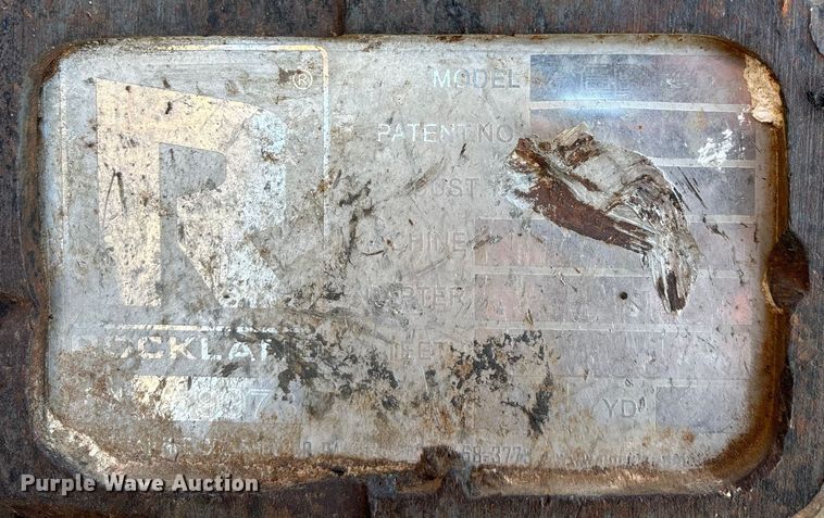 image for item FG0070 2015 Caterpillar 326FL excavator