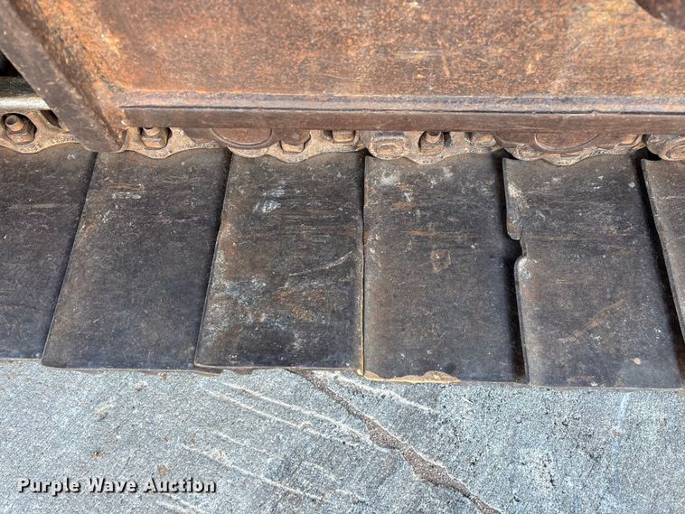 image for item FG0070 2015 Caterpillar 326FL excavator