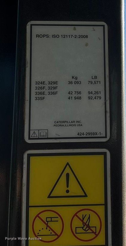 image for item FG0070 2015 Caterpillar 326FL excavator