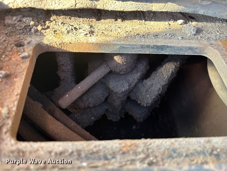 image for item FG0070 2015 Caterpillar 326FL excavator