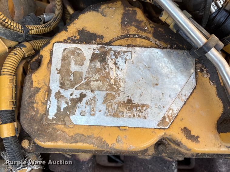 image for item FG0070 2015 Caterpillar 326FL excavator