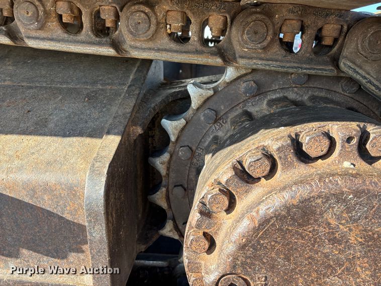 image for item FG0070 2015 Caterpillar 326FL excavator