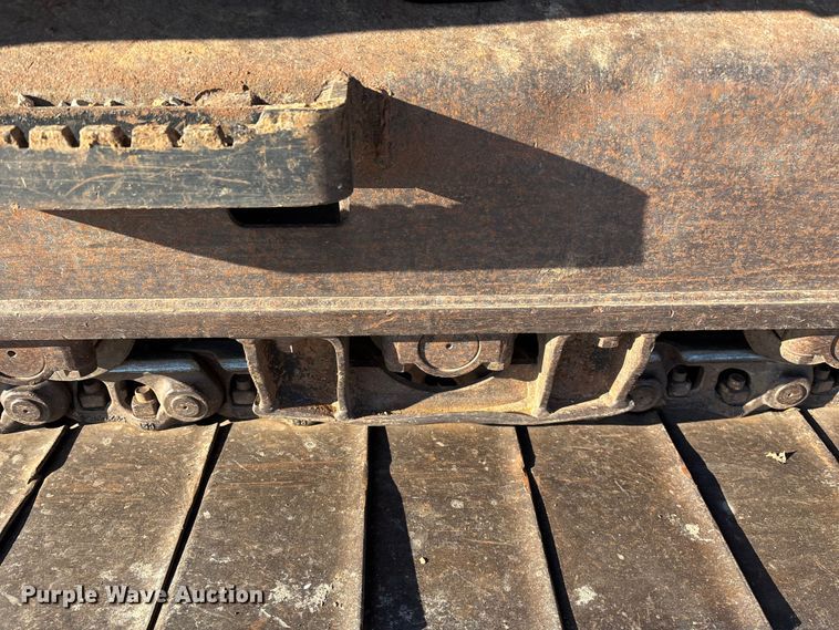 image for item FG0070 2015 Caterpillar 326FL excavator