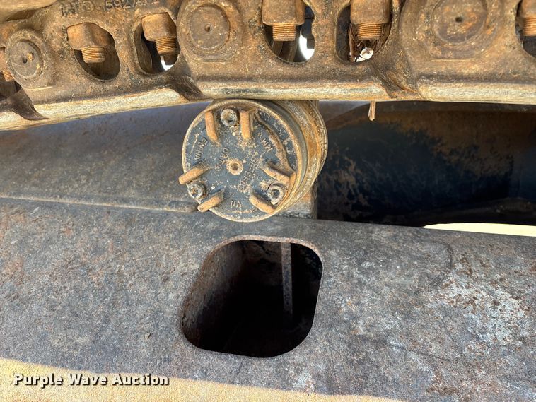 image for item FG0070 2015 Caterpillar 326FL excavator