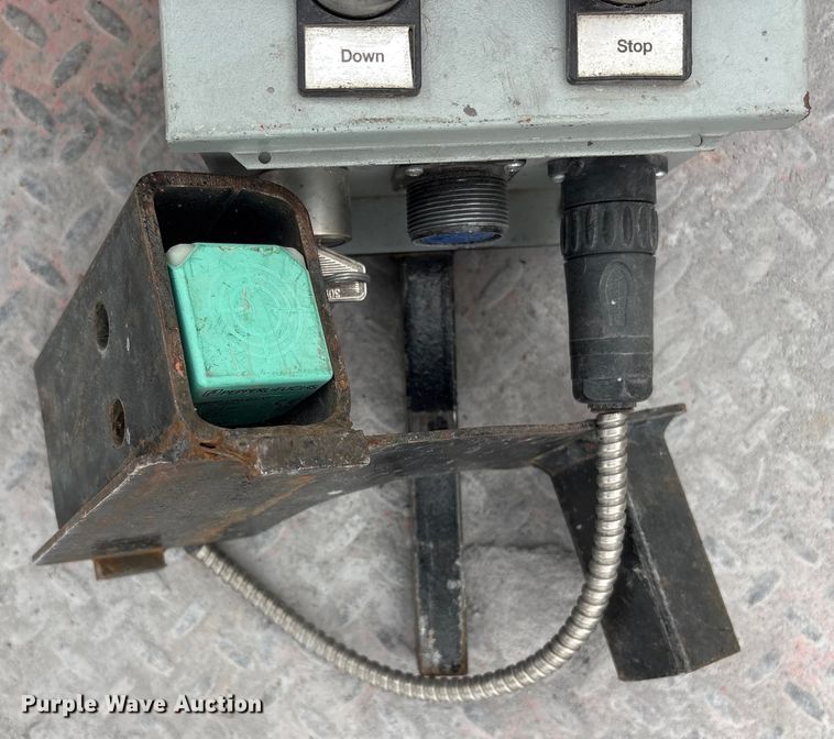 image for item FG2630 EZ Scaffold Twin Mast Climber climbing scaffolding