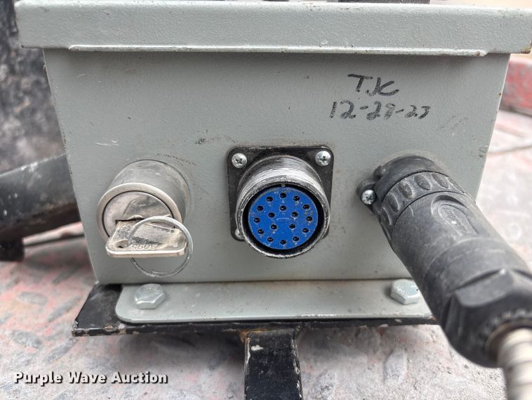 image for item FG2630 EZ Scaffold Twin Mast Climber climbing scaffolding