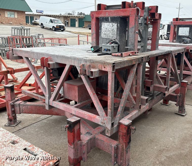 image for item FG2630 EZ Scaffold Twin Mast Climber climbing scaffolding