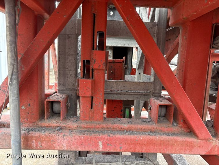 image for item FG2630 EZ Scaffold Twin Mast Climber climbing scaffolding