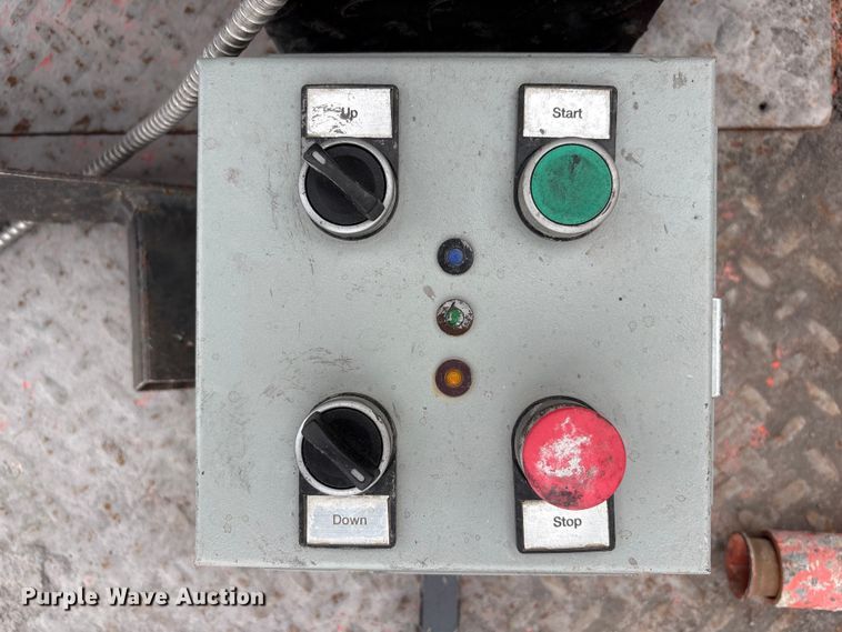 image for item FG2630 EZ Scaffold Twin Mast Climber climbing scaffolding