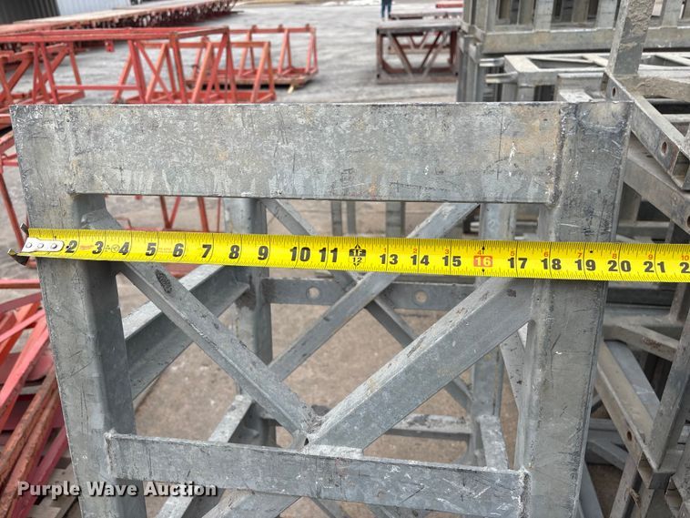 image for item FG2630 EZ Scaffold Twin Mast Climber climbing scaffolding