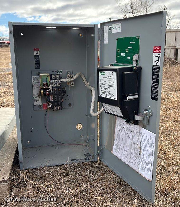 image for item FG2647 Briggs & Stratton generator