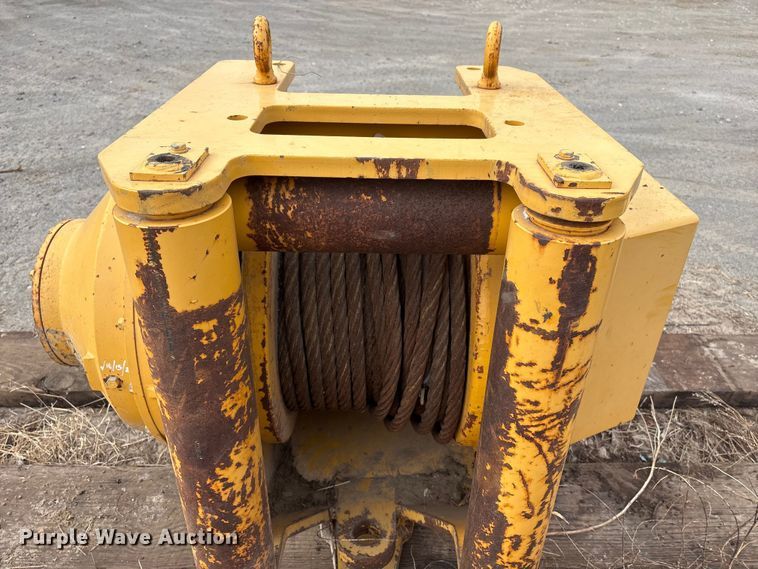 image for item FG2648 Carco H110B-245V JD850K EH dozer winch