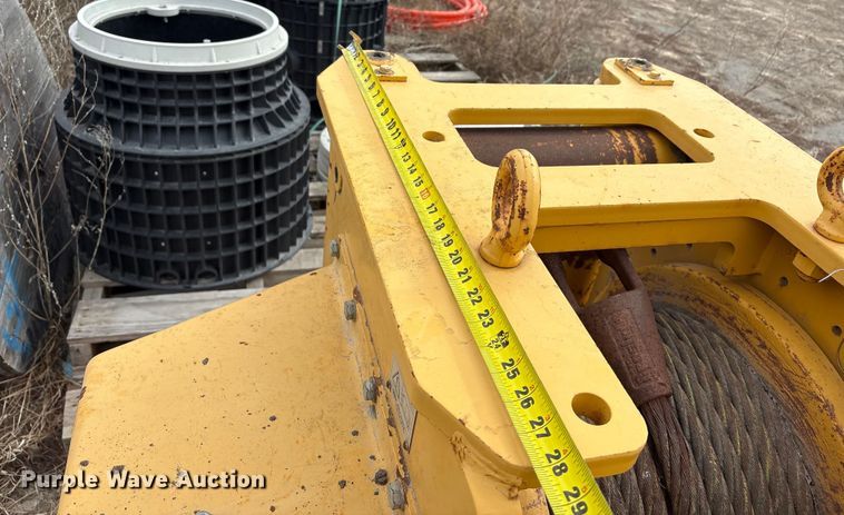 image for item FG2648 Carco H110B-245V JD850K EH dozer winch