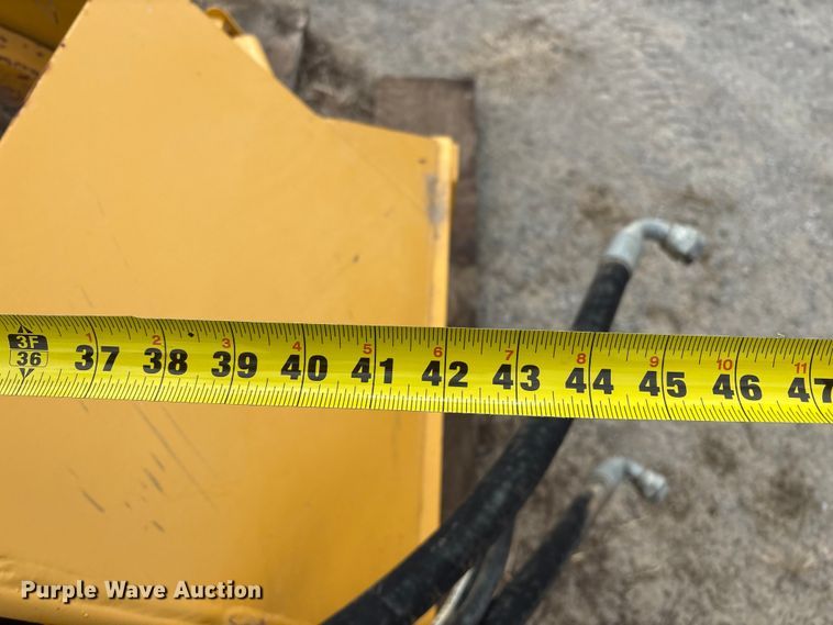 image for item FG2648 Carco H110B-245V JD850K EH dozer winch