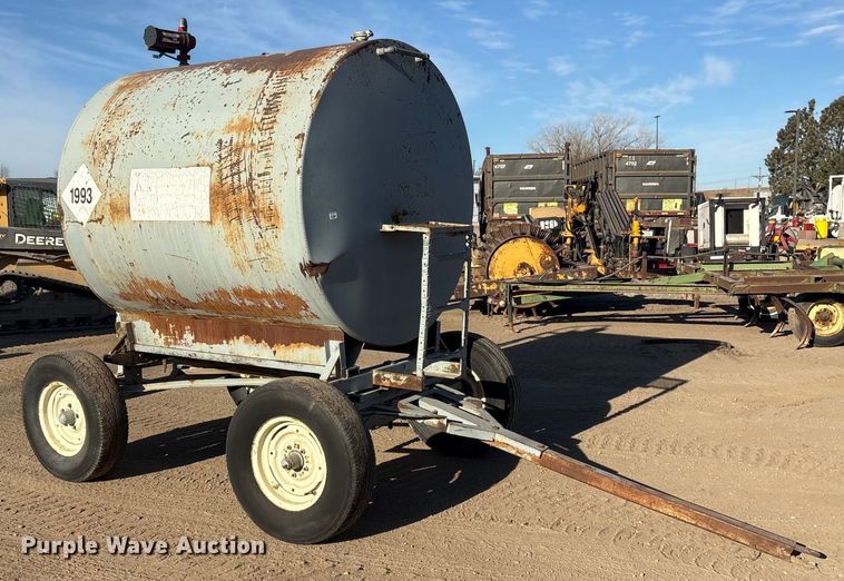 image for item FG2662 Fuel tank trailer