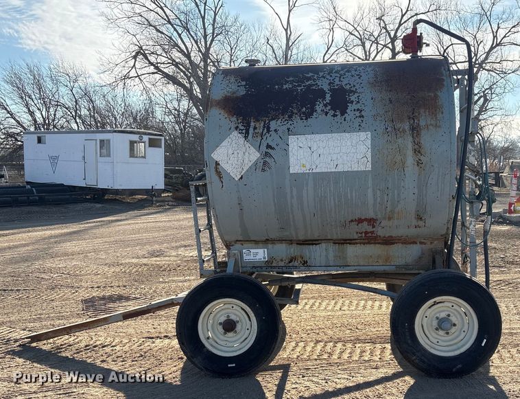 image for item FG2662 Fuel tank trailer