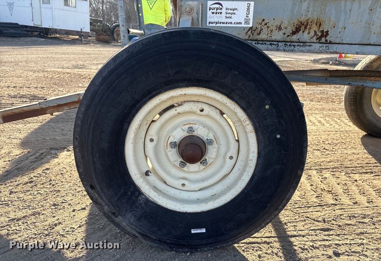 image for item FG2662 Fuel tank trailer