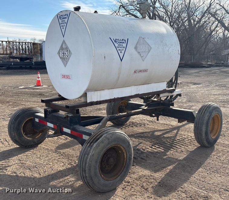 image for item FG2663 Kay fuel tank trailer