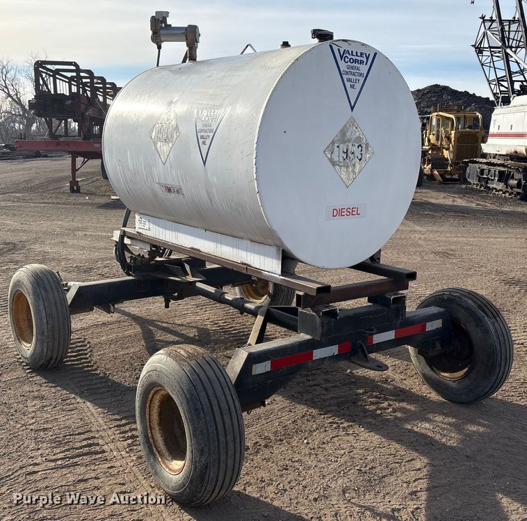 image for item FG2663 Kay fuel tank trailer