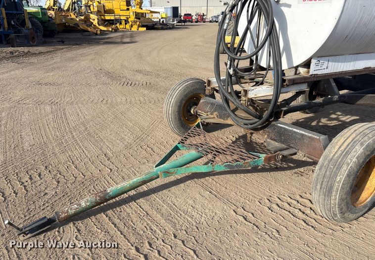 image for item FG2663 Kay fuel tank trailer