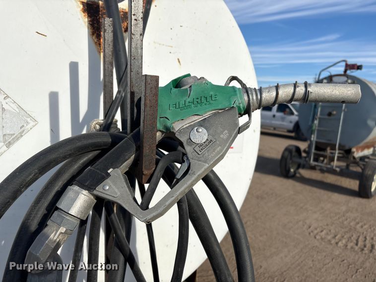 image for item FG2663 Kay fuel tank trailer