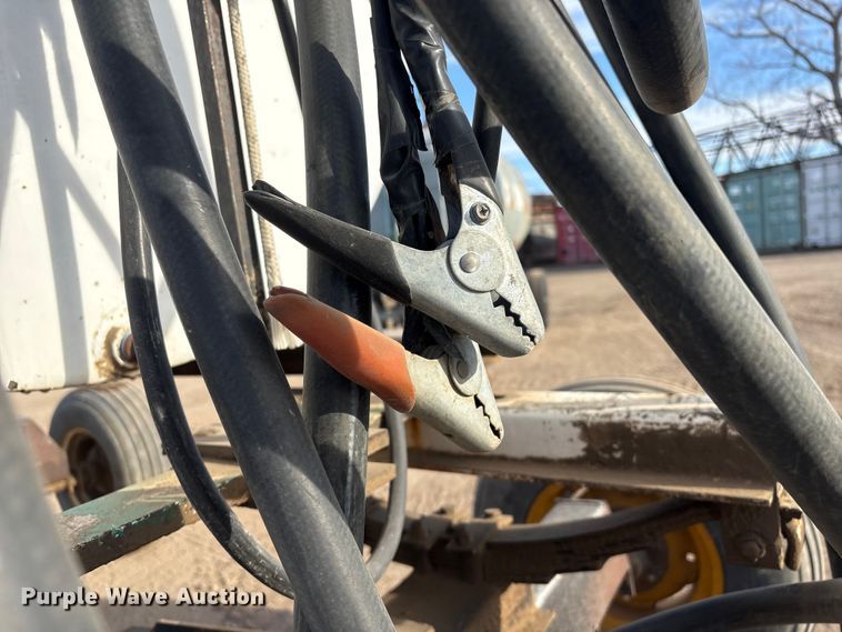 image for item FG2663 Kay fuel tank trailer