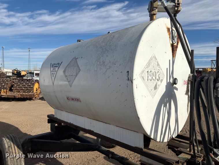 image for item FG2663 Kay fuel tank trailer