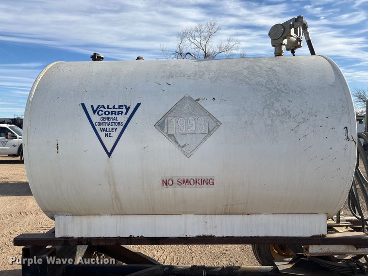 image for item FG2663 Kay fuel tank trailer