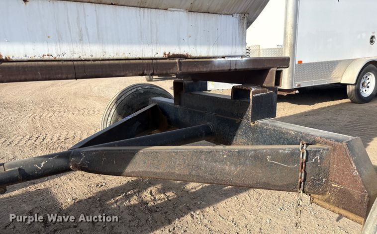 image for item FG2663 Kay fuel tank trailer