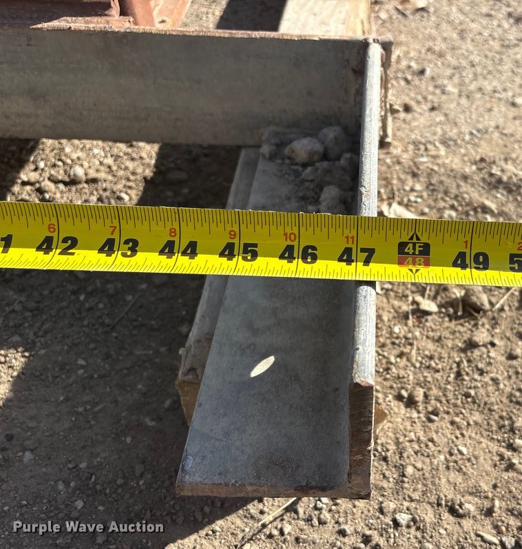 image for item FG2665 MKT V-2B excavator vibratory pile driver/ extractor