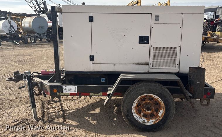 image for item FG2667 2003 Olympian XQ20P2 generator