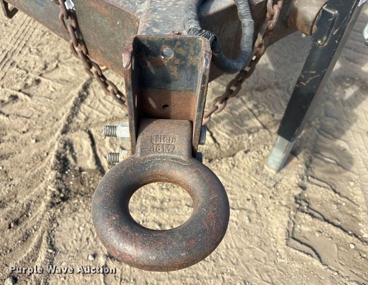 image for item FG2667 2003 Olympian XQ20P2 generator