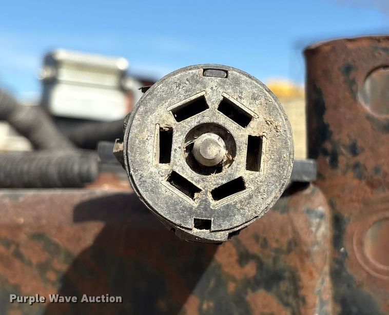 image for item FG2667 2003 Olympian XQ20P2 generator