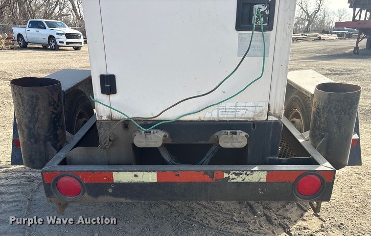 image for item FG2667 2003 Olympian XQ20P2 generator