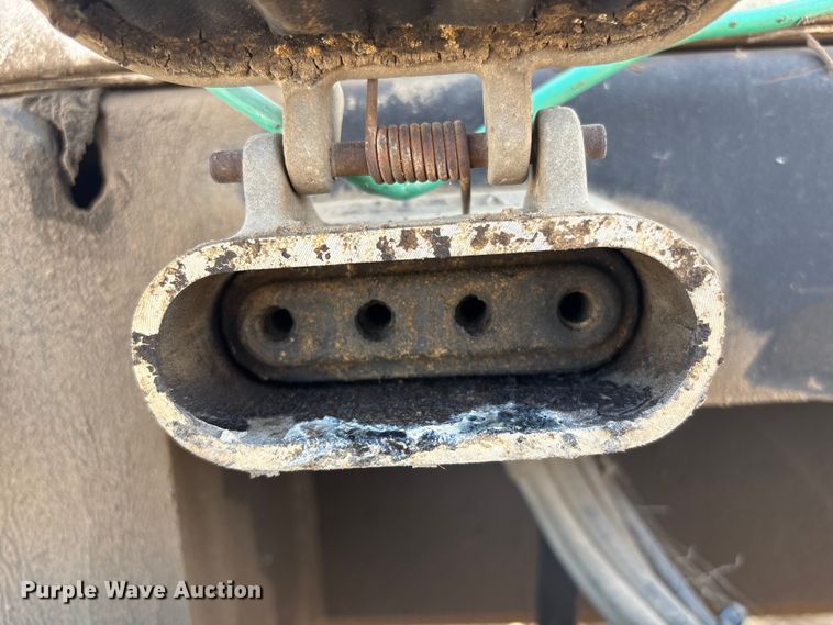 image for item FG2667 2003 Olympian XQ20P2 generator