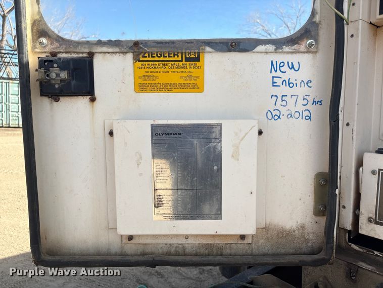 image for item FG2667 2003 Olympian XQ20P2 generator