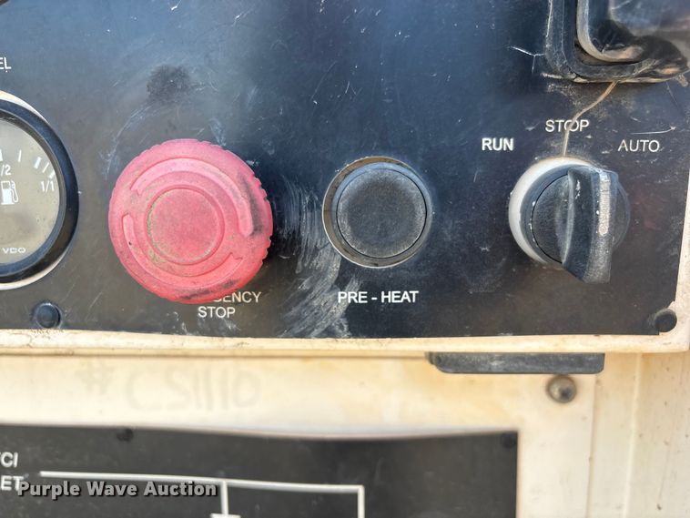 image for item FG2667 2003 Olympian XQ20P2 generator