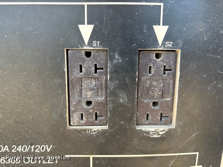 image for item FG2667 2003 Olympian XQ20P2 generator