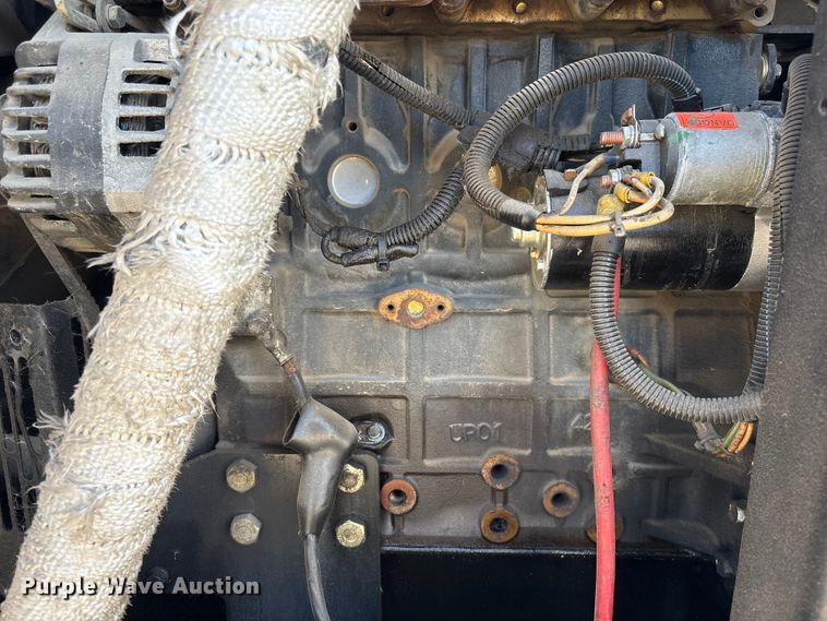 image for item FG2667 2003 Olympian XQ20P2 generator