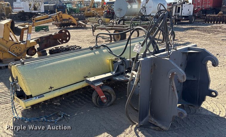 image for item FG2669 Sweepster D32C10 broom