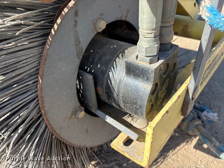 image for item FG2669 Sweepster D32C10 broom