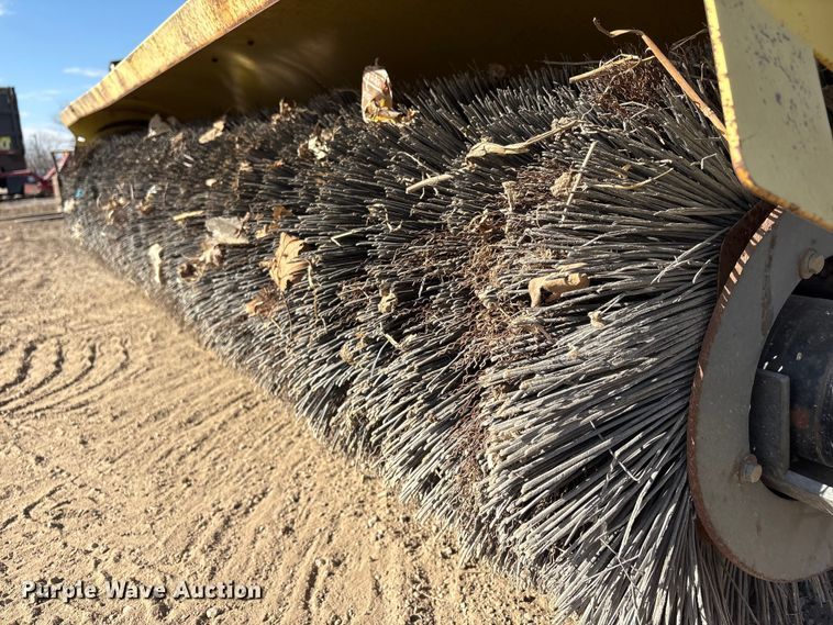 image for item FG2669 Sweepster D32C10 broom