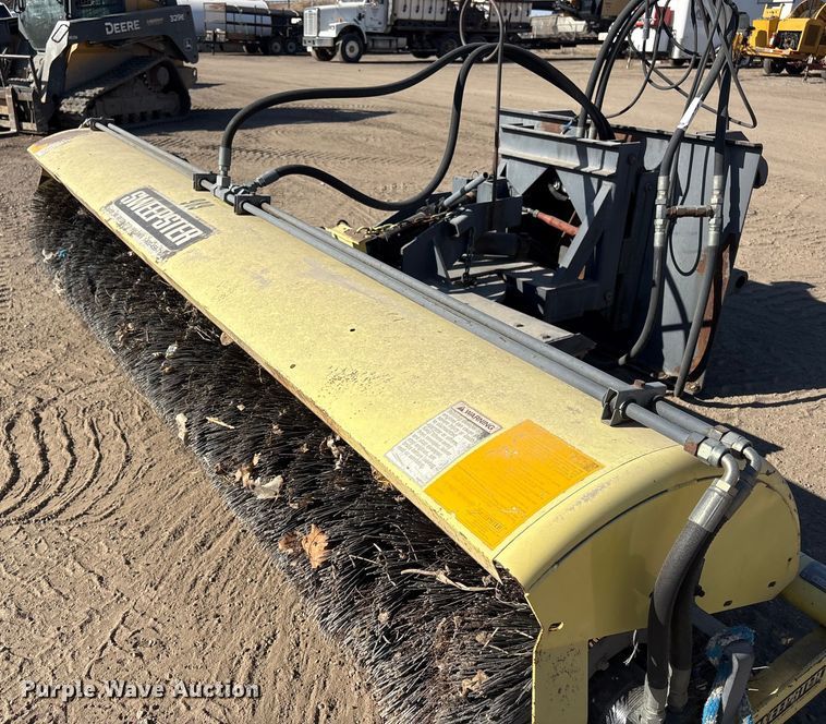 image for item FG2669 Sweepster D32C10 broom