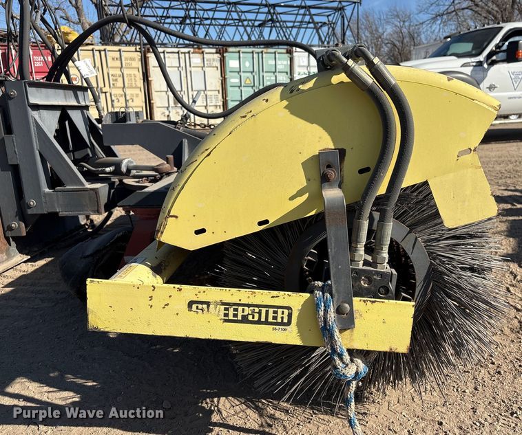 image for item FG2669 Sweepster D32C10 broom