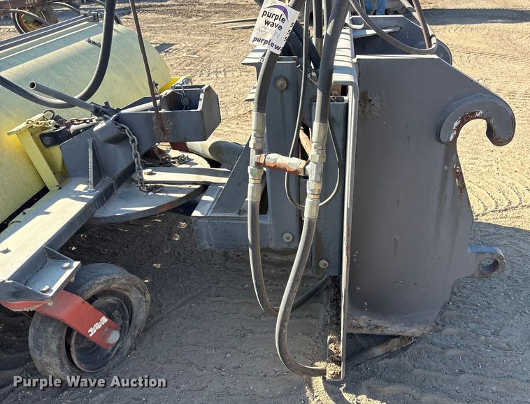 image for item FG2669 Sweepster D32C10 broom