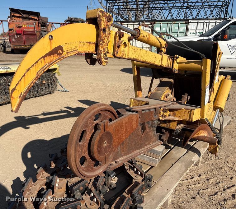 image for item FG2671 Vermeer TR950 trencher
