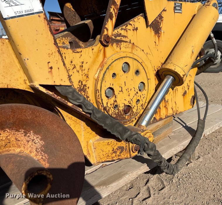 image for item FG2671 Vermeer TR950 trencher