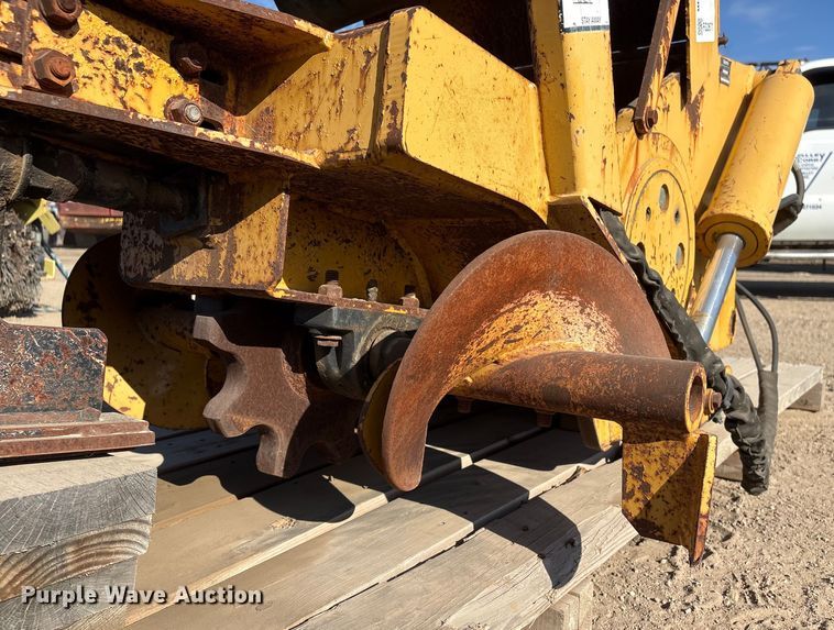 image for item FG2671 Vermeer TR950 trencher